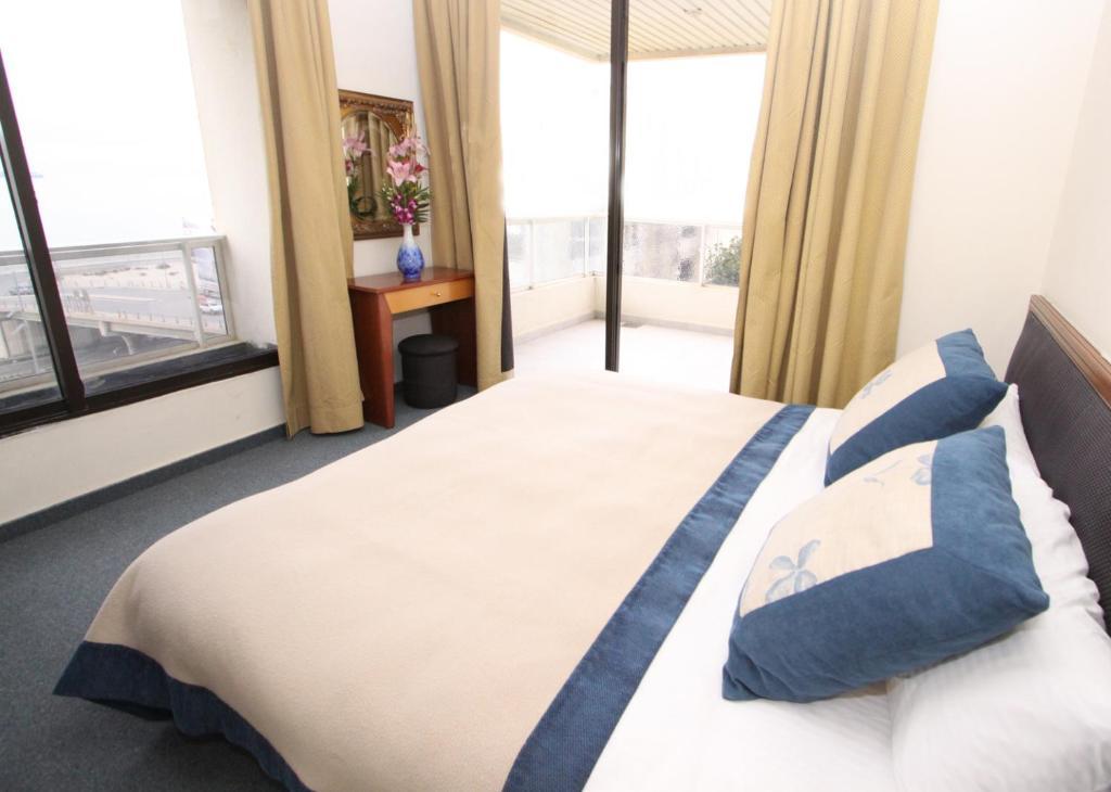 Residence De France Dbayeh Quarto foto